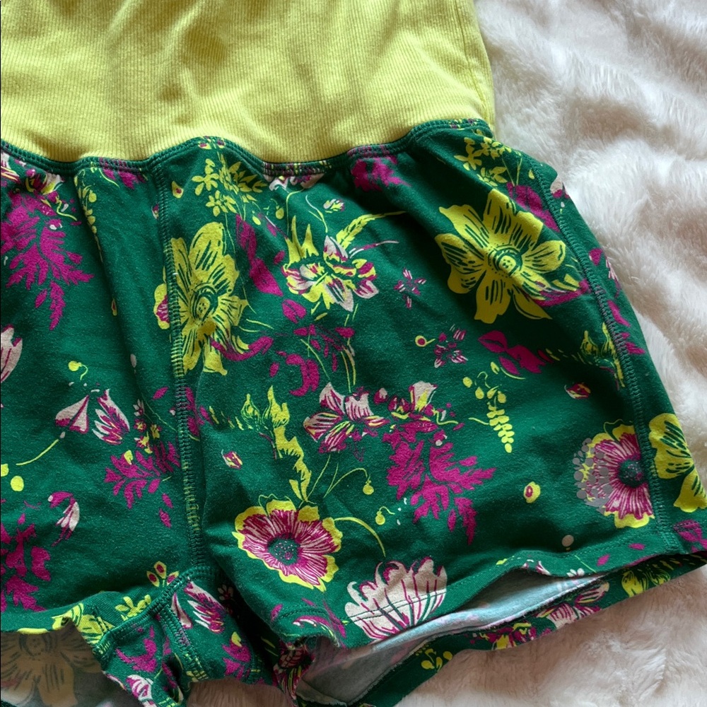 Free people movement Floral Green and Yellow Women's athletic Shorts - Picture 4 of 15